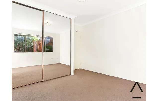 Rent 2 bedroom apartment in Cremorne