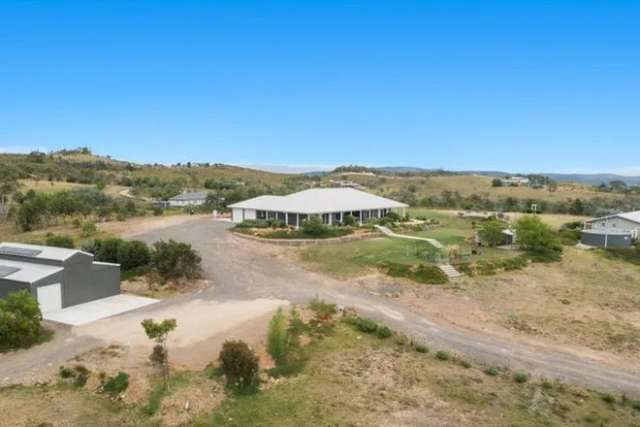 House For Sale in Queanbeyan-Palerang Regional Council, New South Wales