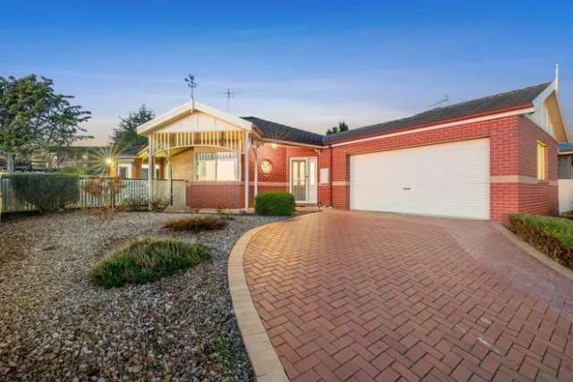 House For Sale in Leopold, Victoria