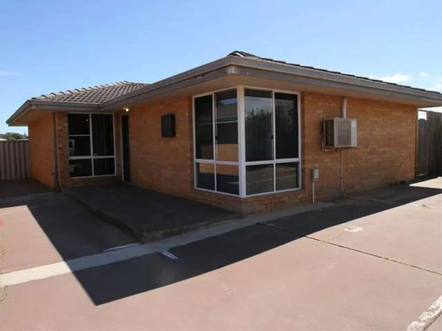 House For Rent in Geraldton, Western Australia