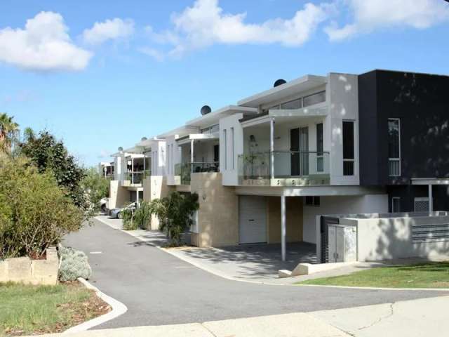 Apartment For Rent in City of Cockburn, Western Australia