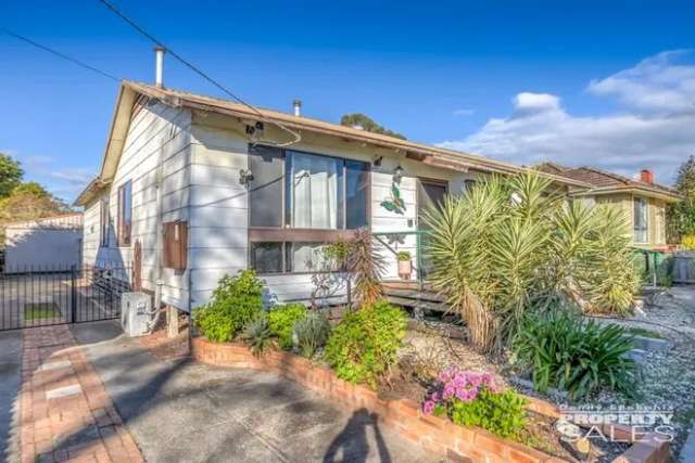 House For Sale in Moe, Victoria