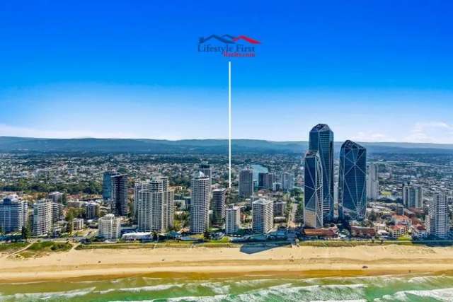 Apartment For Sale in Gold Coast City, Queensland