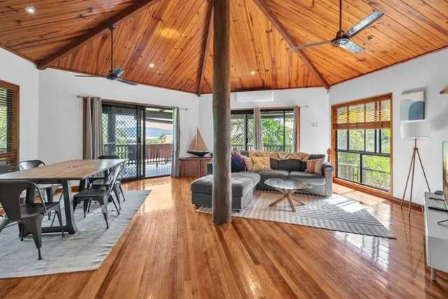 House For Sale in Airlie Beach, Queensland