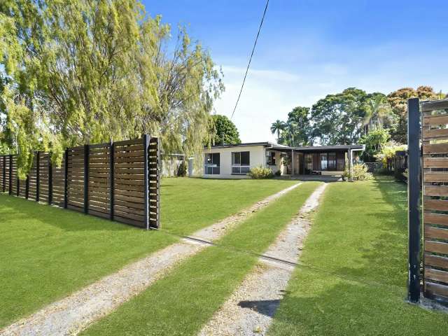 House For Sale in Cairns Regional, Queensland