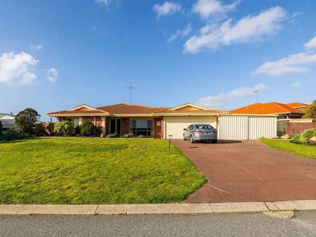 House For Sale in Mandurah, Western Australia