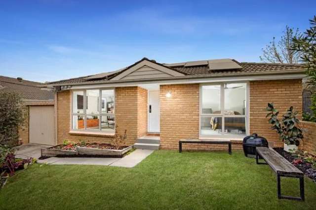 Villa For Sale in Melbourne, Victoria