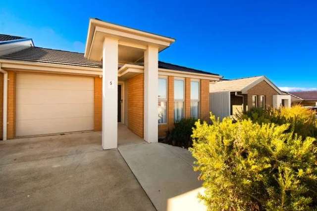 House For Rent in District of Gungahlin, Australian Capital Territory