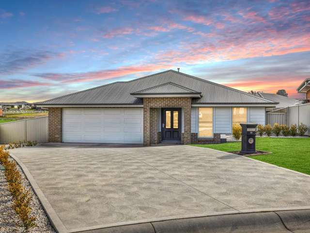 House For Sale in Bathurst, New South Wales