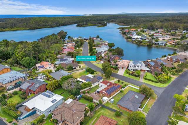 Real Estate For Sale - 8A Tom Albert Place - Sawtell , NSW