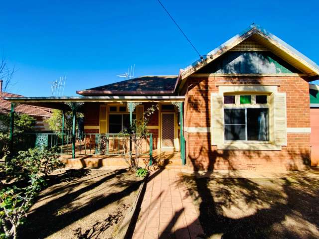 House For Sale in Parkes, New South Wales