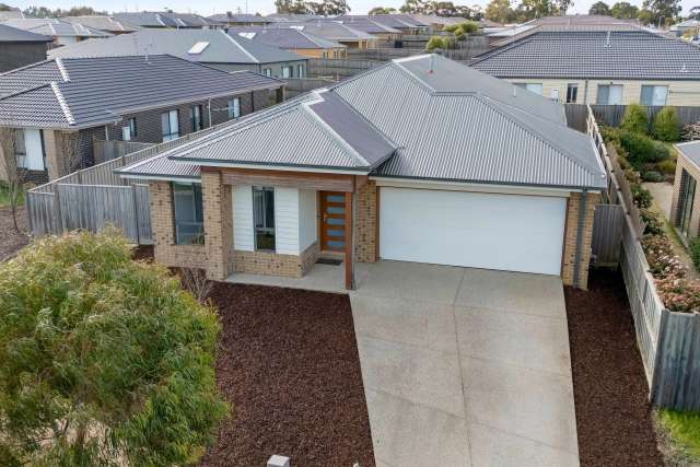 Contemporary Family Home with Reserve Views in The Winterfield Estate