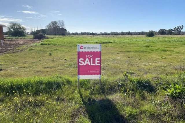 Land For Sale in Mooroopna, Victoria