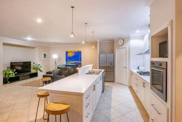 House For Sale in Dunsborough, Western Australia