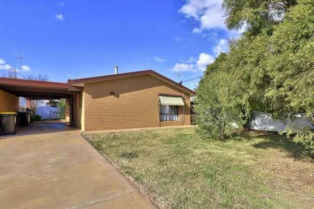 Neat Northside Townhouse