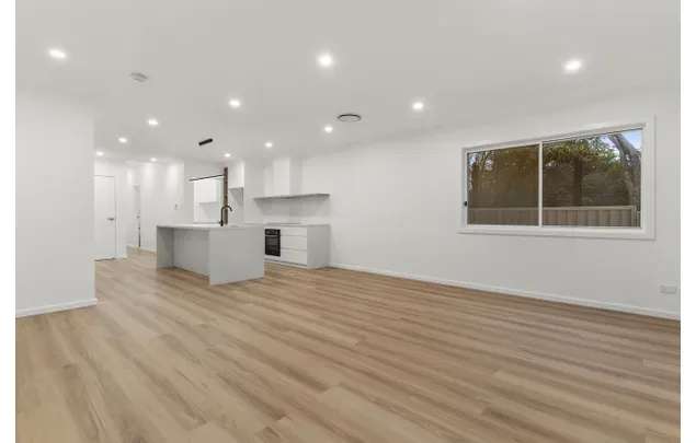 Rent 4 bedroom house in Sydney