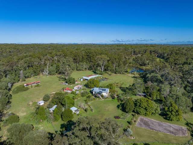 "Marawah Farm" - Picturesque Rural Retreat