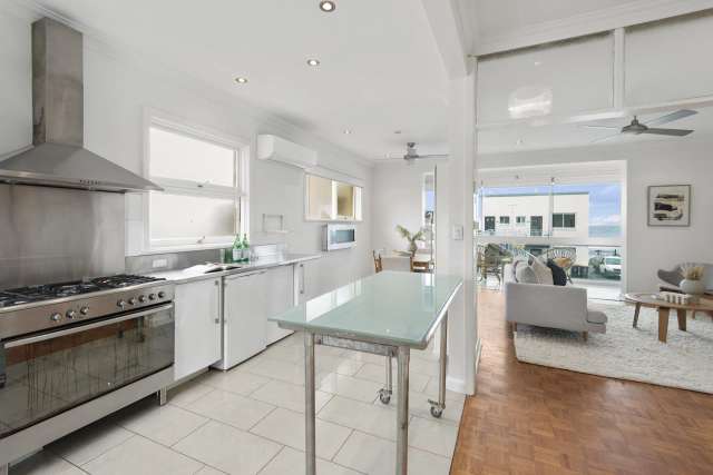 Apartment For Sale in Melbourne, Victoria