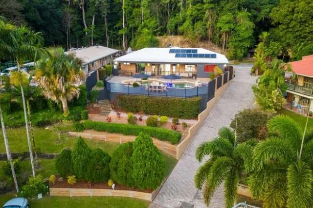 House For Sale in Cairns, Queensland