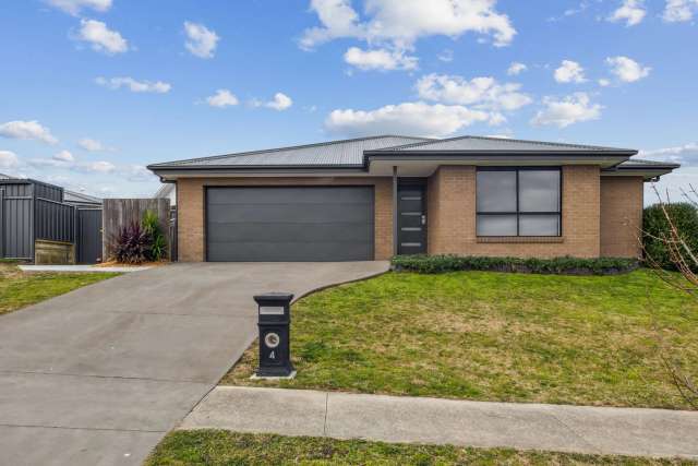 House For Sale in Goulburn, New South Wales