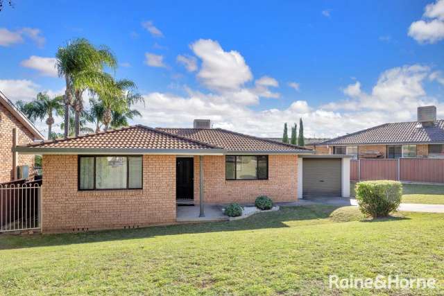 House For Sale in Tamworth, New South Wales