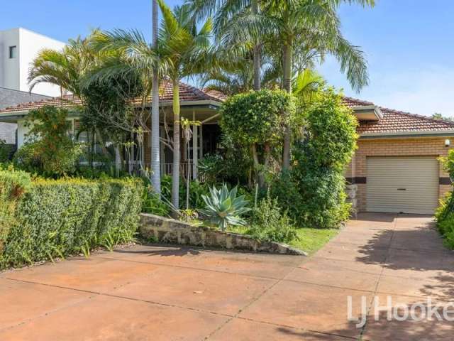 House For Sale in City of Melville, Western Australia