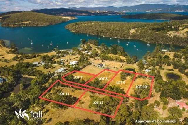 Land For Sale in Woodbridge, Tasmania