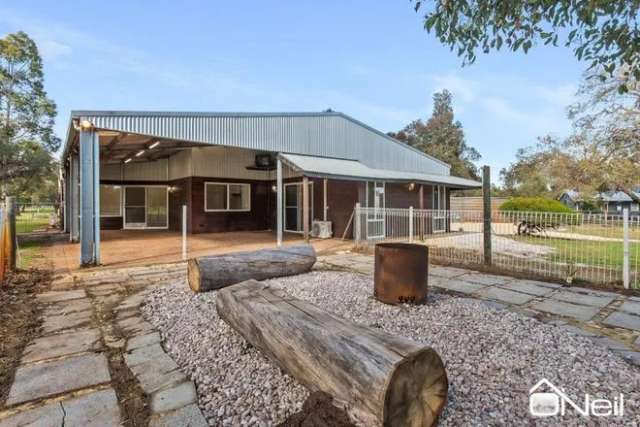 Acreage For Sale in Shire of Serpentine-Jarrahdale, Western Australia