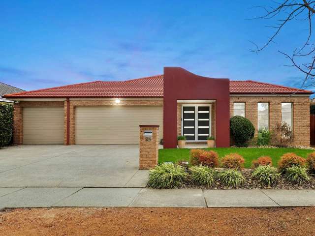 House For Sale in District of Gungahlin, Australian Capital Territory