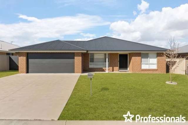 House For Sale in Bathurst, New South Wales