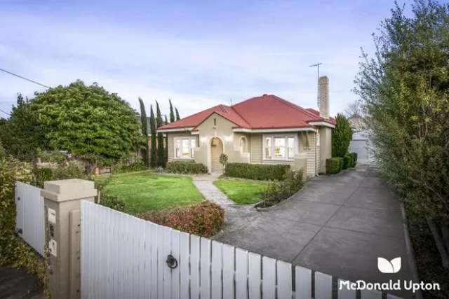 House For Sale in Melbourne, Victoria