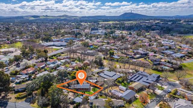 House For Sale in District of Woden Valley, Australian Capital Territory