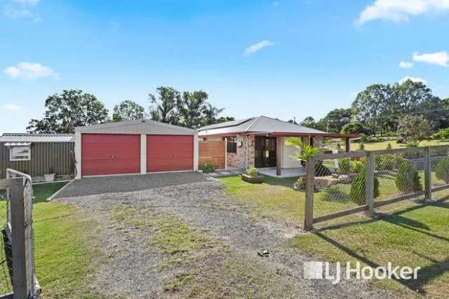 House For Sale in Lowood, Queensland