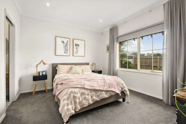 House For Sale in Melbourne, Victoria