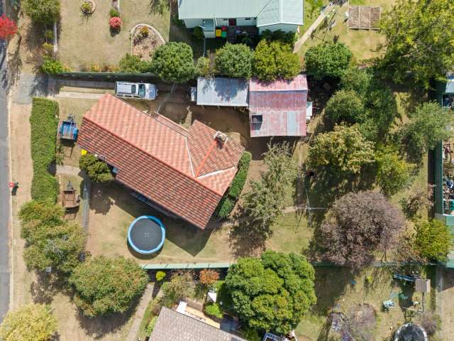 Unlock Your Renovation Dreams at 52 Orana Avenue, Cooma!