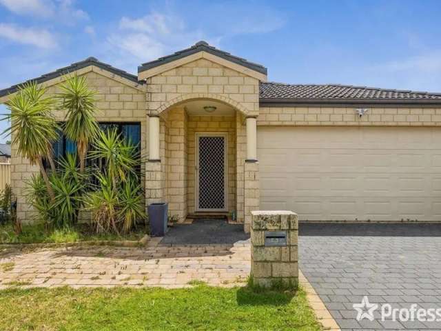 House For Sale in City of Stirling, Western Australia