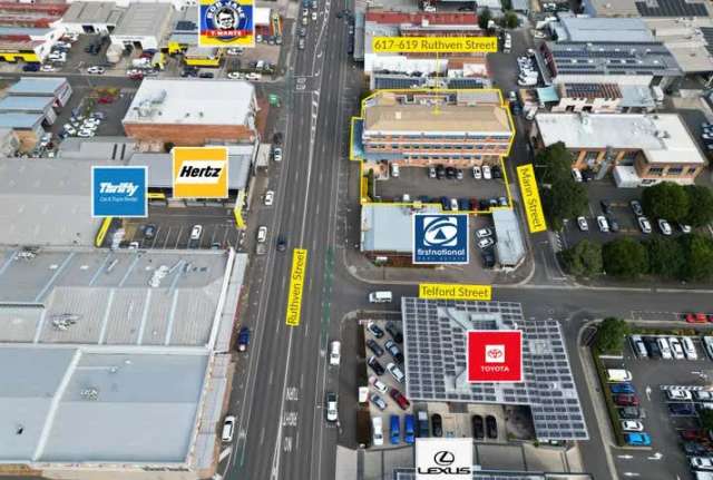 OPPORTUNITY TO PURCHASE BUILDING BELOW REPLACEMENT VALUE - HIGH TRAFFIC EXPOSURE