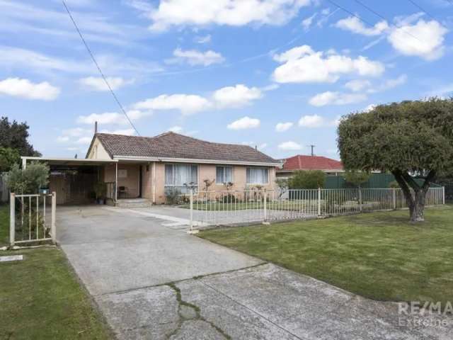 House For Sale in City of Gosnells, Western Australia