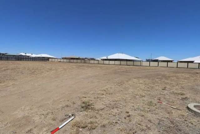 Land For Sale in Roma, Queensland