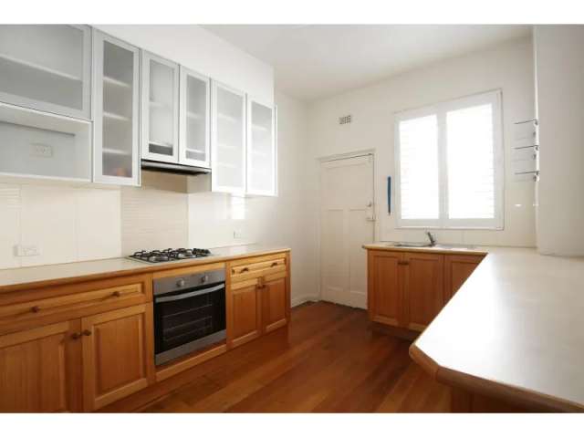 Ideally Located Beautiful Apartment