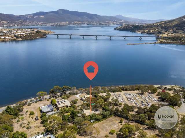 House For Sale in Hobart, Tasmania