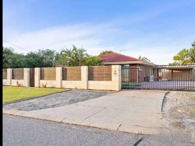 House For Rent in City of Cockburn, Western Australia