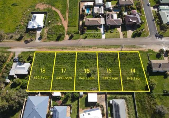 Registered and ready to build on - 103 Mitchell St Parkes (Lot 14)