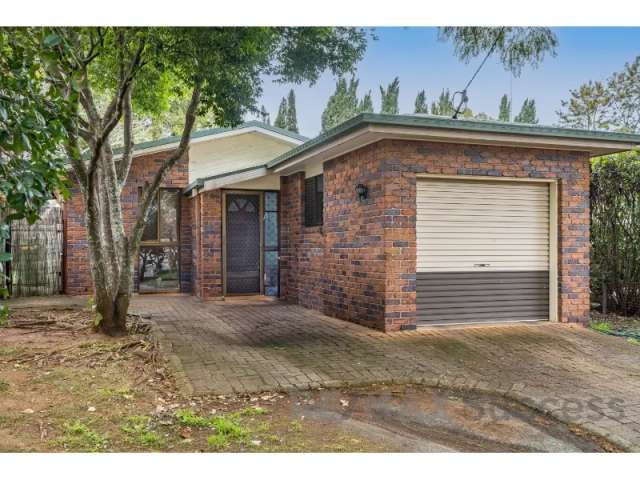 Tranquil Living Near The City In East Toowoomba