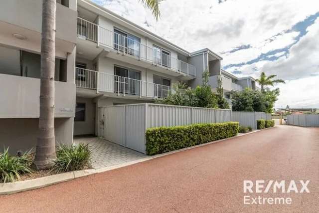 Apartment For Sale in City of Melville, Western Australia