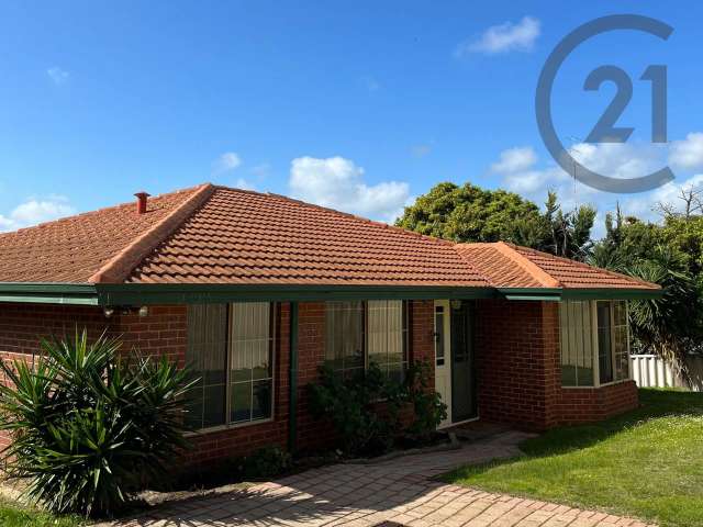 4A Usher Place, Australind WA 6233 - House For Lease