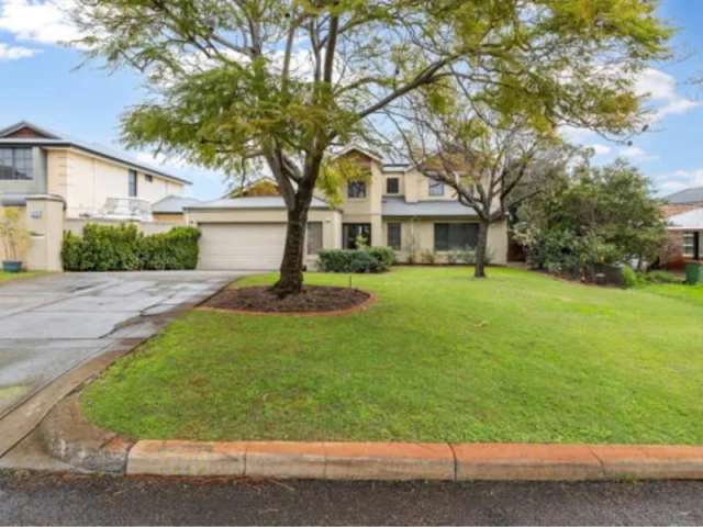 House For Rent in City of Melville, Western Australia