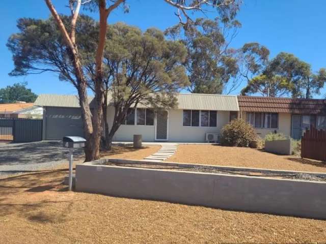 House For Sale in Kambalda West, Western Australia