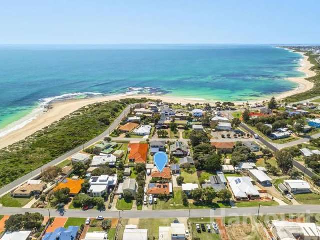 House For Sale in Mandurah, Western Australia