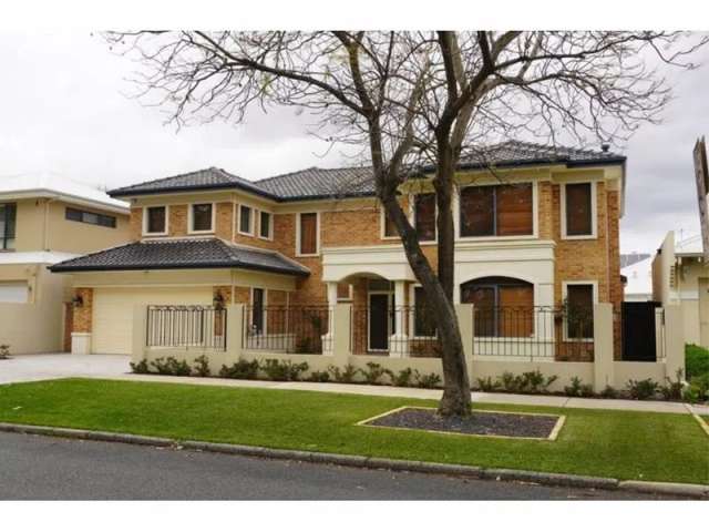 House For Sale in City of Melville, Western Australia